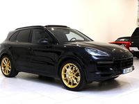 Begagnad Porsche Cayenne Turbo 549 HK (403 kW) 2018 Svart SUV