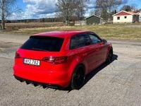 Begagnad Audi A3 150 HK (110 kW) 2014 Röd