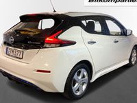 begagnad Nissan Leaf 40kWh Acenta Vit 2022, Halvkombi