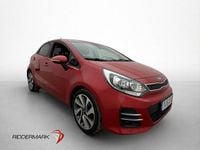 Begagnad Kia Rio 84 HK (61 kW) 2016 Röd Halvkombi