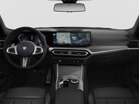 begagnad BMW 330e xDrive / M Sport / Aktiv fartpilot / Entertainment