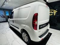 Begagnad Fiat Doblò 91 HK (66 kW) 2014 Vit Minibuss