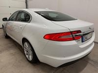 Begagnad Jaguar XF 200 HK (147 kW) 2013 Vit