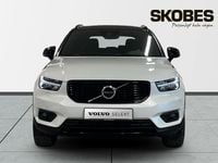 Begagnad Volvo XC40 R-Design 192 HK (141 kW) 2019 Vit SUV