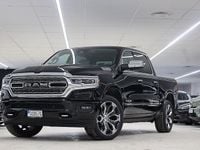 Begagnad RAM 1500 401 HK (294 kW) 2019 Svart Pickup