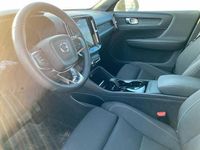 Begagnad Volvo C40 Single Motor 172 kW (234 HK) 2023 Silver SUV