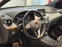 Begagnad Mercedes B220 184 HK (135 kW) 2014 Vit Minibuss