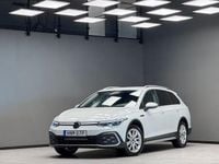 Begagnad VW Golf Alltrack 200 HK (147 kW) 2022 Vit Kombi