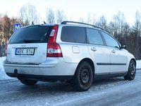 Begagnad Volvo V50 140 HK (102 kW) 2005 Grå Kombi