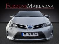 begagnad Toyota Auris Hybrid REA RACE NAVI KAMERA VÄRMARE