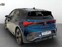 Begagnad Cupra Born 150 kW (204 HK) 2022 Blå (aurora blue metallic) Halvkombi
