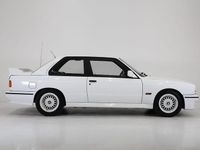 Begagnad BMW M3 194 HK (142 kW) 1988 Vit Sedan