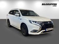 Begagnad Mitsubishi Outlander Edition 224 HK (164 kW) 2020 Vit SUV