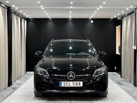 Begagnad Mercedes C300e AMG line 306 HK (225 kW) 2021 Svart Kombi
