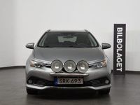 Begagnad Toyota Auris Active 112 HK (82 kW) 2016 Ljusgrå Kombi