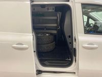 Begagnad Renault Kangoo 91 kW (124 HK) 2024 Vit Minibuss