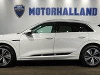 Begagnad Audi Q8 e-tron Proline 303 kW (413 HK) 2024 Vit SUV