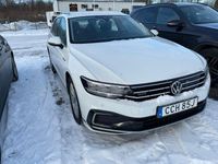 Begagnad VW Passat GTE 156 HK (114 kW) 2022 Vit Kombi