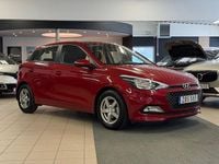 Begagnad Hyundai i20 Premium 101 HK (74 kW) 2017 Röd Halvkombi