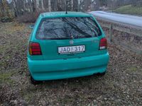 Begagnad VW Polo 75 HK (55 kW) 1998 Halvkombi