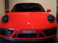 Begagnad Porsche 911 480 HK (353 kW) 2023 Röd (red) Sportkupé