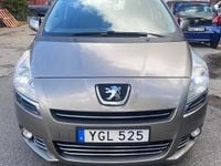 Begagnad Peugeot 5008 112 HK (82 kW) 2012 Grå Minibuss