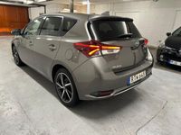 begagnad Toyota Auris Hybrid e-CVT Comfort Euro 6