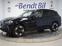begagnad BMW iX3 Charged plus/ Dragkrok/ Panorama/ Ljus läder