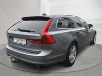 Begagnad Volvo V90 Momentum 150 HK (110 kW) 2019 Grå Kombi