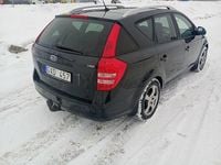 Begagnad Kia Ceed 116 HK (85 kW) 2008 Svart Halvkombi