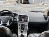 begagnad Volvo XC60 D4 AWD Momentum Euro 5