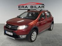 Begagnad Dacia Sandero Stepway 90 HK (66 kW) 2015 Röd Halvkombi