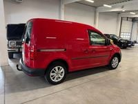 Begagnad VW Caddy 110 HK (80 kW) 2017 Tornadoröd Minibuss