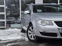 Begagnad VW Passat Sportline 105 HK (77 kW) 2010 Silver Kombi