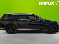 Begagnad VW Passat R-line 200 HK (147 kW) 2022 Svart Kombi