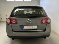 begagnad VW Passat Variant 3.2 V6 FSI 4Motion Automat - 1ÄG