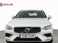 Begagnad Volvo V60 Performance 350 HK (257 kW) 2023 Vit Kombi