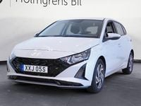 Begagnad Hyundai i20 Essential 101 HK (74 kW) 2024 Grå Halvkombi
