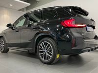 begagnad BMW iX1 iX1xDrive30 M-Sport Comfort Premium Drag Värmare H/K
