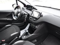 begagnad Peugeot 208 5d 1.2 82hk Automat EU6 Active Lågt miltal