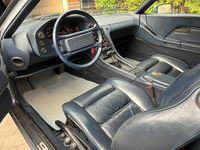 Begagnad Porsche 928 310 HK (228 kW) 1984 Gråblåmetallic Sportkupé