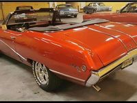 Begagnad Buick Skylark 233 HK (171 kW) 1968 Röd Cab