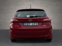 begagnad Hyundai i30 Kombi 1.6 GDI Euro 3 135hk