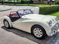 Begagnad Triumph TR3 102 HK (75 kW) 1958 Old english white Cab