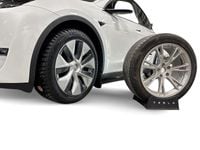 Begagnad Tesla Model Y Long Range AWD 378 kW (514 HK) 2023 Vit SUV