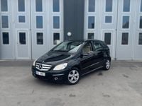 Begagnad Mercedes B180 116 HK (85 kW) 2011 Svart Minibuss
