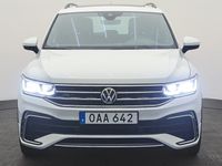 begagnad VW Tiguan R-Line eHybrid R-Line/Drag/Panorama/Navigation