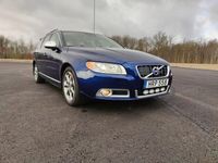 begagnad Volvo V70 115hk Låga mil Väl utr Välvårdad