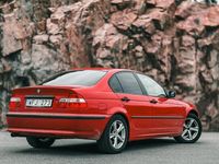 begagnad BMW 318 i Sedan Nybesiktad