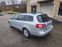 Begagnad VW Passat Comfortline 150 HK (110 kW) 2006 Silver Kombi